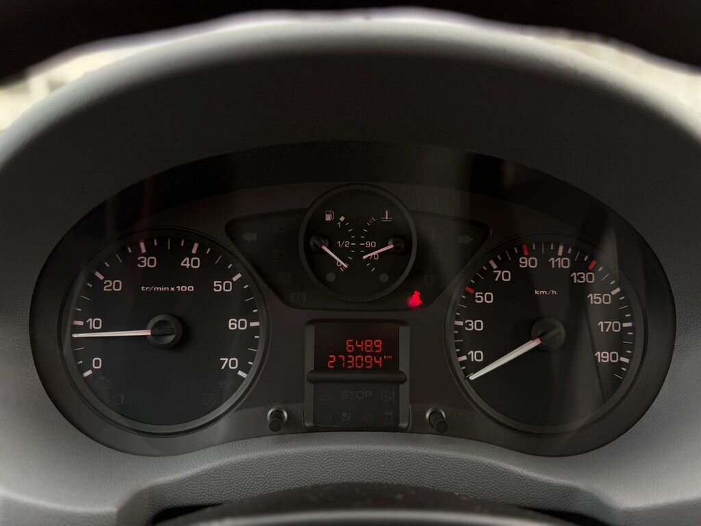 Peugeot Expert MPV 2,0 l 88 kw