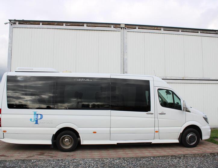 Mercedes-Benz Ostatní 3