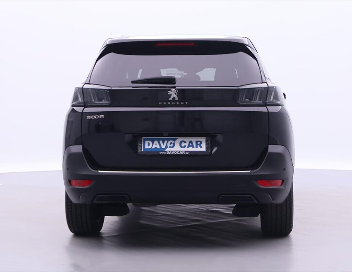 Peugeot 5008 6