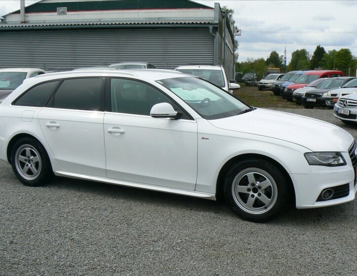 Audi A4 Kombi 2,0 l 105 kw