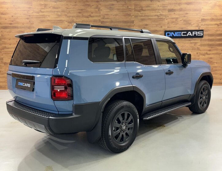 Toyota Land Cruiser SUV 2,8 l 151 kw