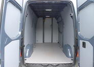 Mercedes-Benz Sprinter 7