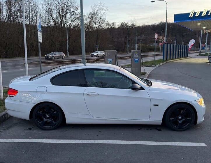 BMW Řada 3 Kupé 2,0 l 130 kw