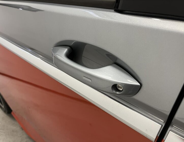 Volkswagen Multivan MPV 2,0 l 110 kw