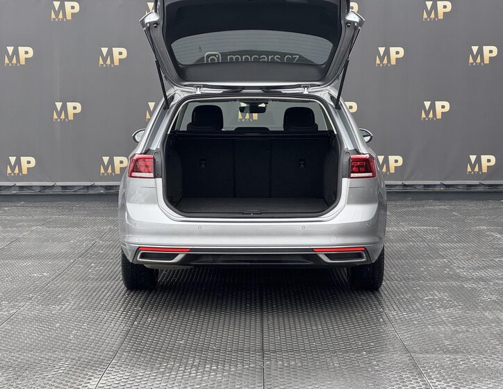 Volkswagen Passat Kombi 1,5 l 110 kw