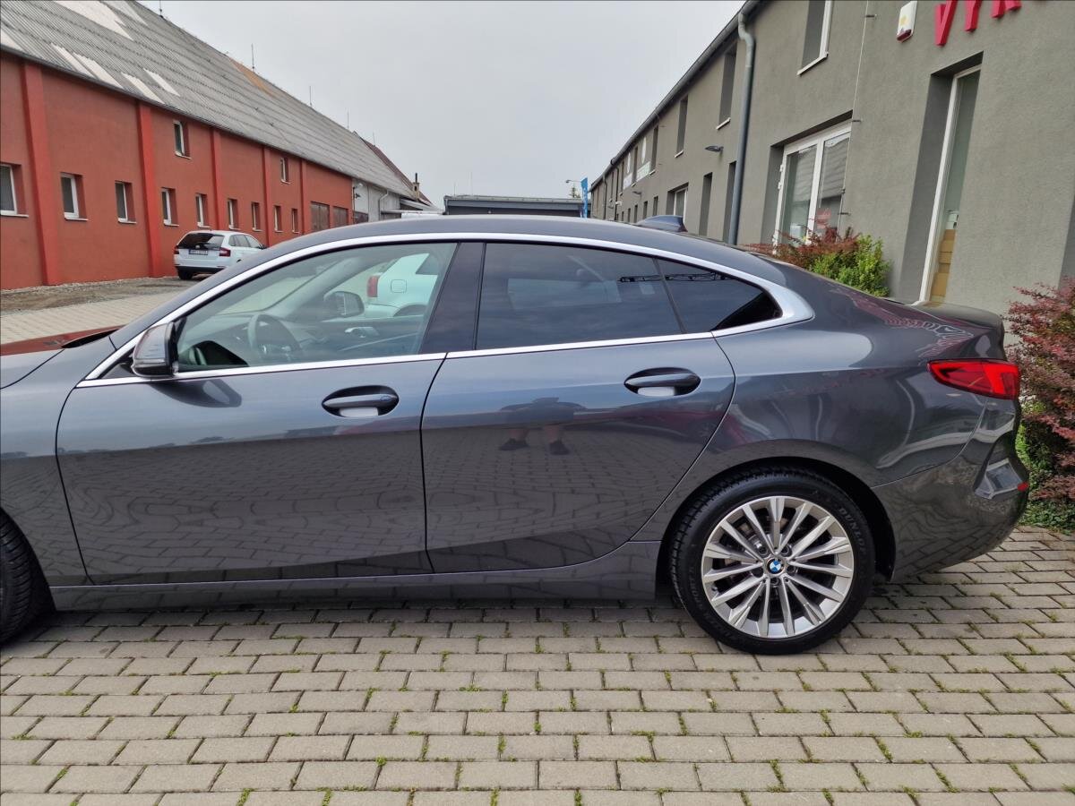 BMW Řada 2 Sedan / Limuzína 2,0 l 110 kw