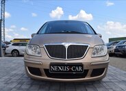 Lancia Phedra MPV 2,2 l 94 kw