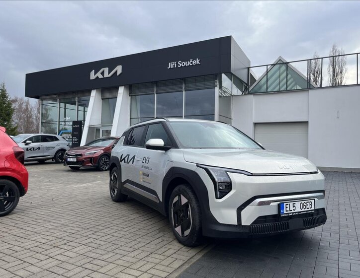 KIA EV3 SUV / Terénní 0,0 150 kw