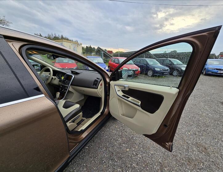 Volvo XC60 18