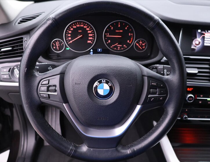 BMW X3 SUV 2,0 l 140 kw