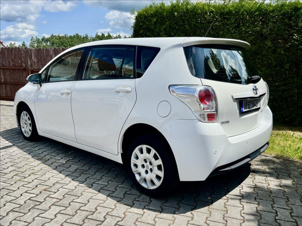 Toyota Verso MPV 1,6 l 82 kw