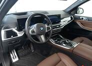 BMW X7 11