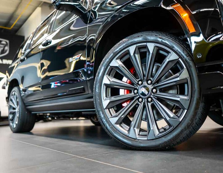 Cadillac Escalade 50