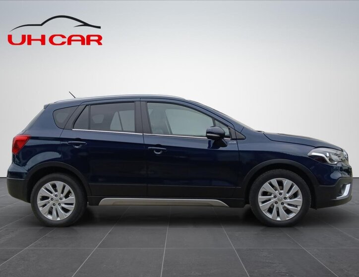 Suzuki SX4 S-Cross 4