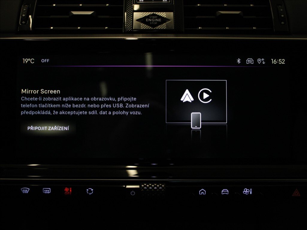 DS Automobiles DS7 Crossback SUV / Terénní 1,6 l 221 kw