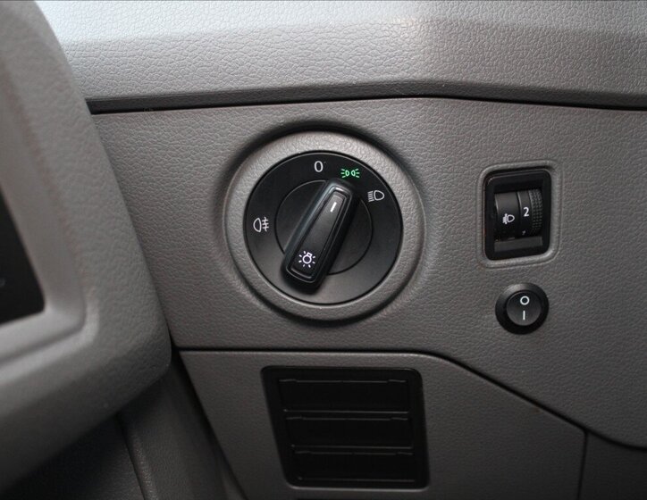 Volkswagen Crafter Skříň 2,0 l 103 kw