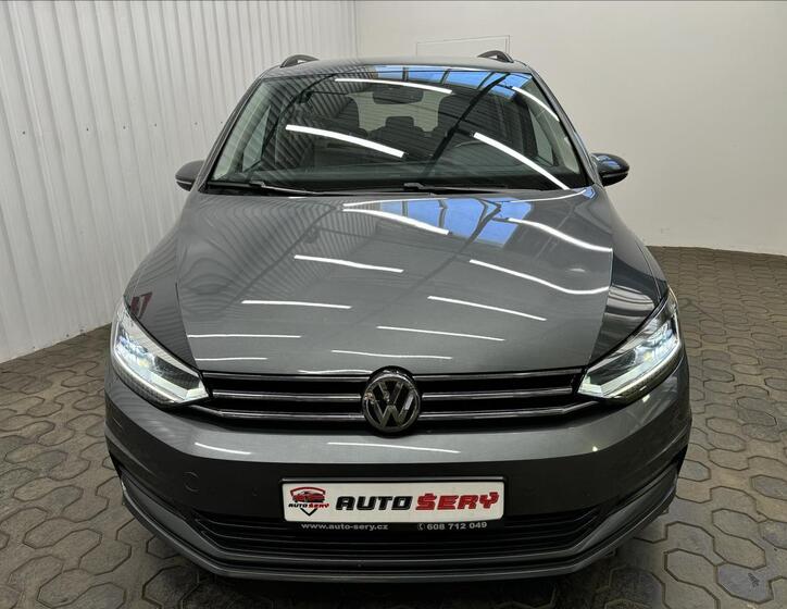 Volkswagen Touran 13