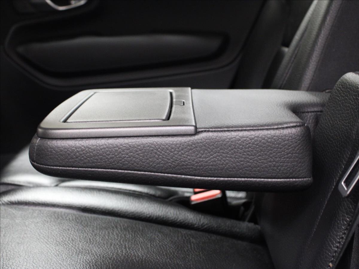 Volvo XC90 SUV / Terénní 2,0 l 173 kw