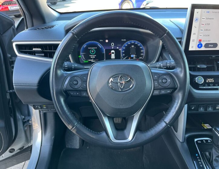 Toyota Corolla Cross SUV / Terénní 2,0 l 112 kw