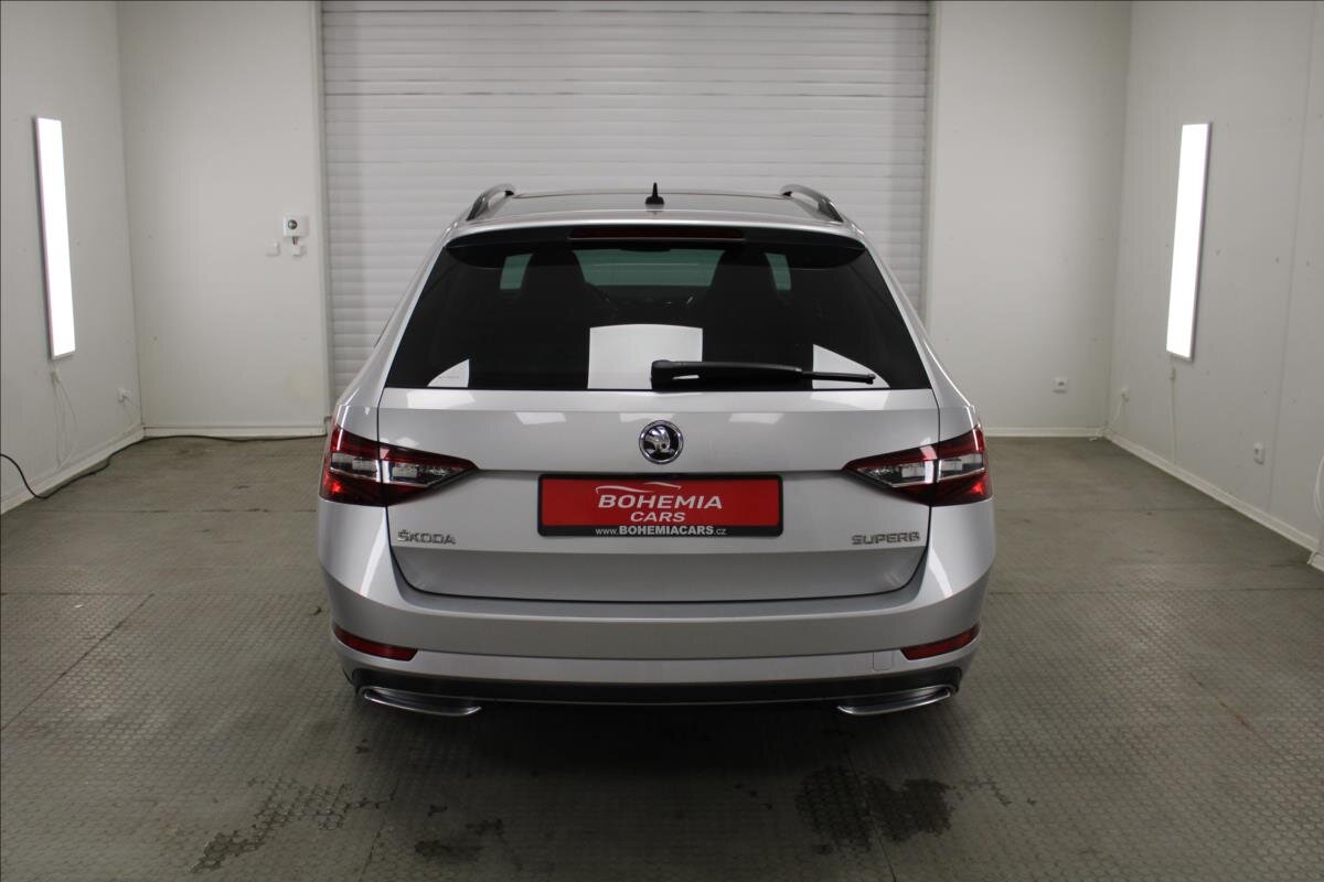 Škoda Superb Kombi 2,0 l 110 kw