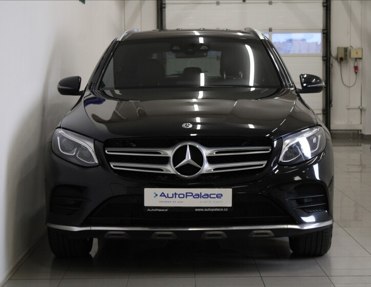 Mercedes-Benz GLC 2