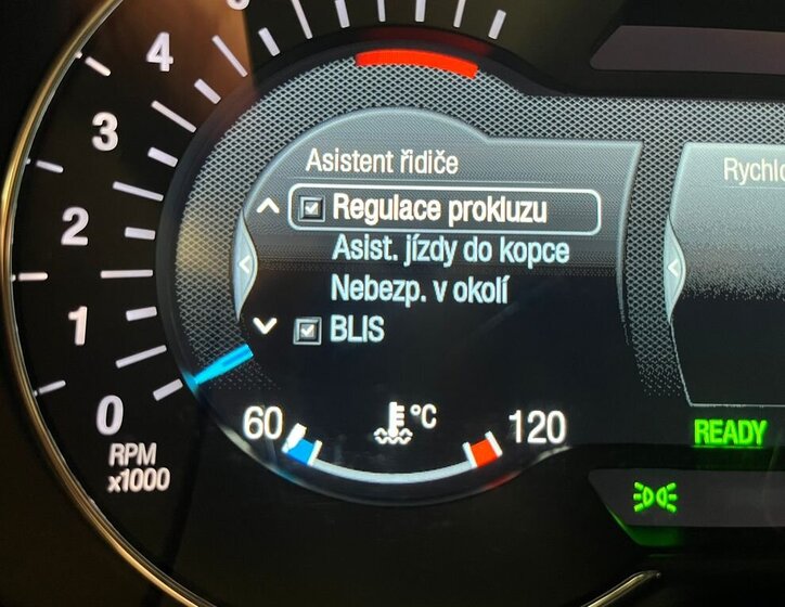 Ford S-MAX MPV 2,5 l 140 kw