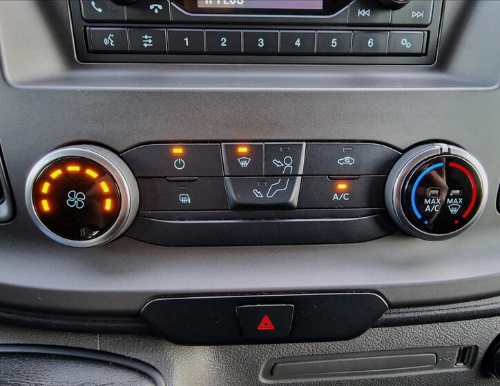 Ford Transit Custom Skříň 2,0 l 77 kw