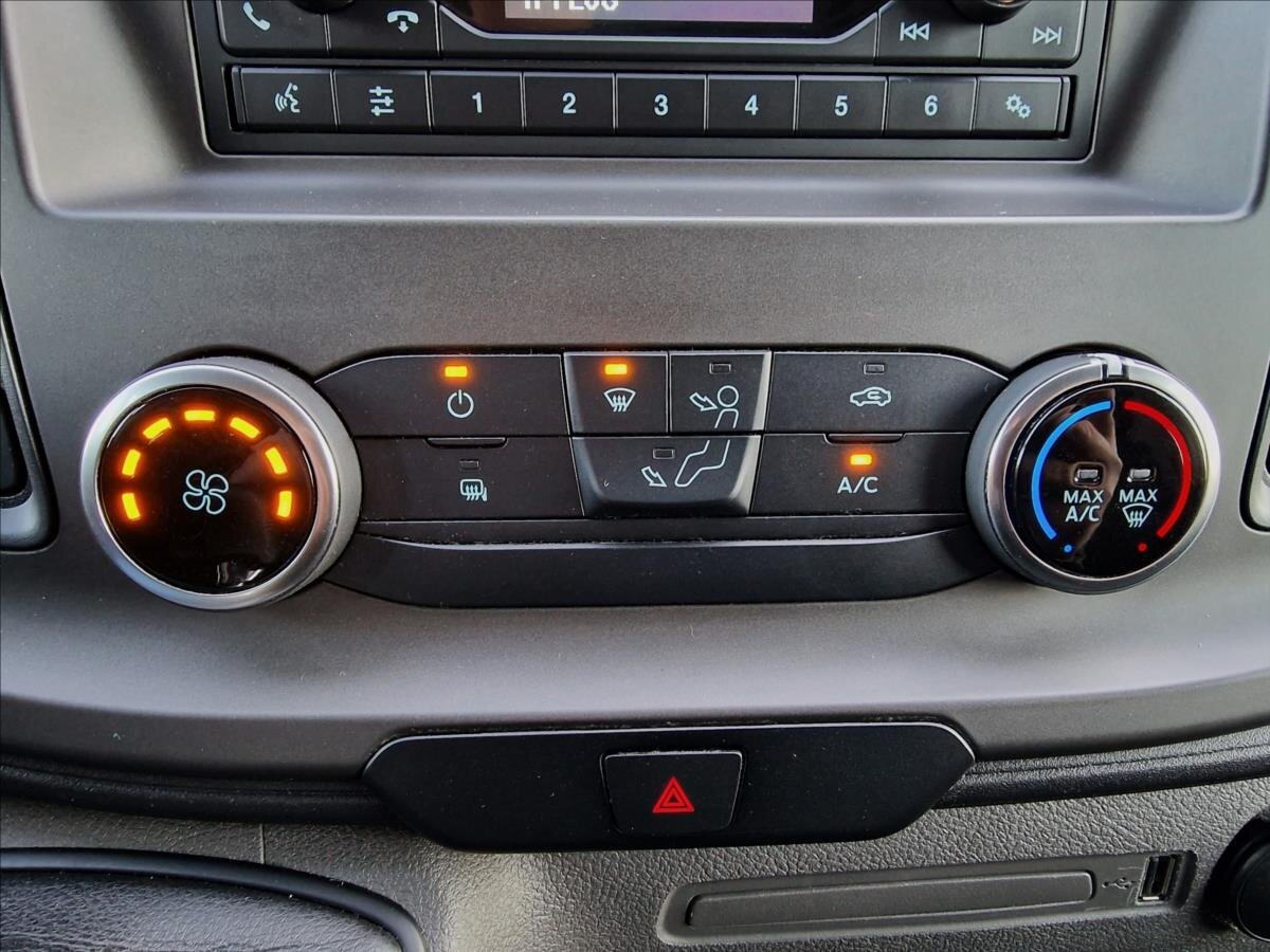 Ford Transit Custom Skříň 2,0 l 77 kw