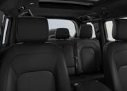 Land Rover Defender 7