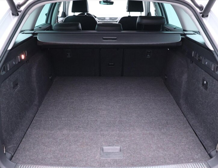 Škoda Superb Kombi 2,0 l 206 kw