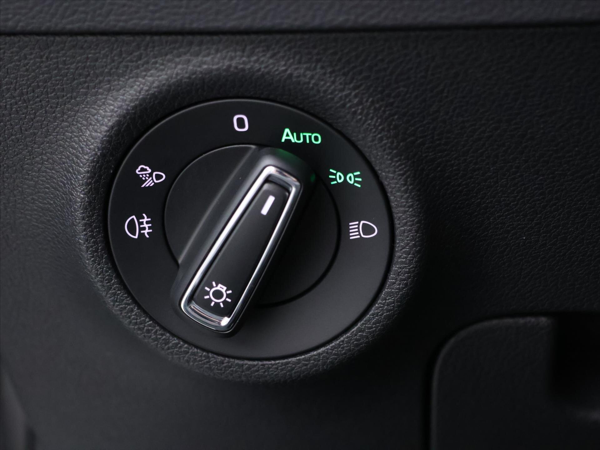 Škoda Karoq SUV 2,0 l 110 kw