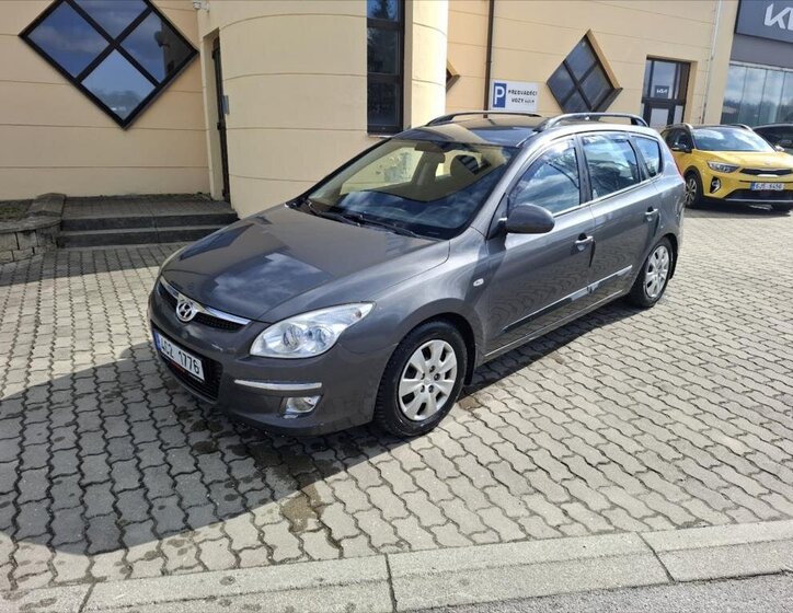 Hyundai i30 Kombi 1,6 l 84 kw