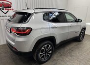 Jeep Compass SUV / Terénní 1,3 l 140 kw