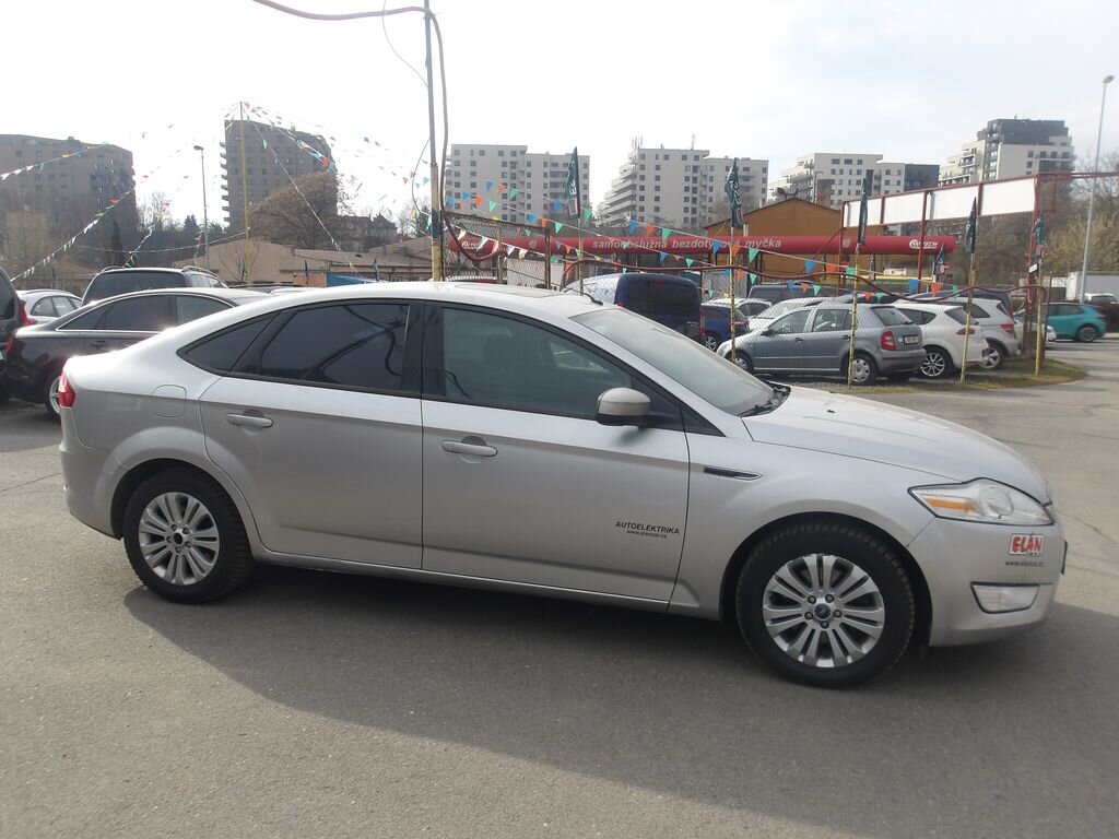 Ford Mondeo Hatchback 2,0 l 103 kw