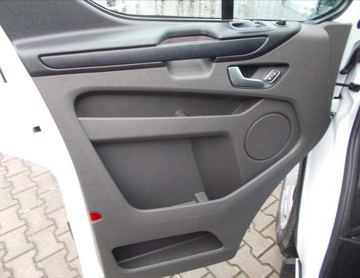 Ford Transit Custom 38