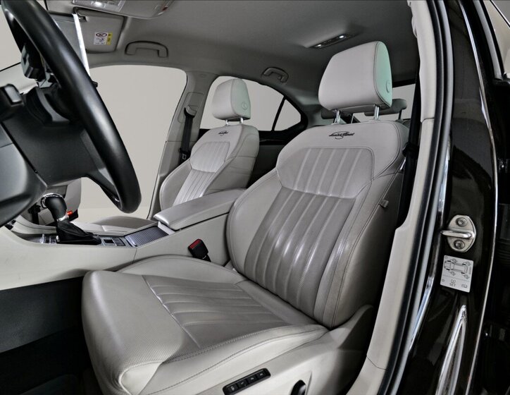 Škoda Superb Sedan 2,0 l 200 kw