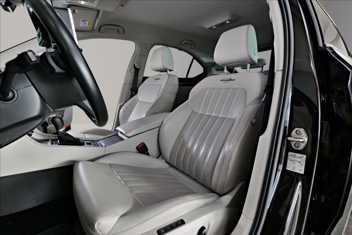 Škoda Superb Sedan 2,0 l 200 kw