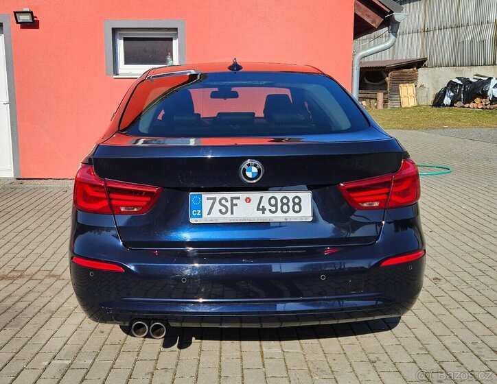 BMW Řada 3 Sedan / Limuzína 2,0 l 140 kw