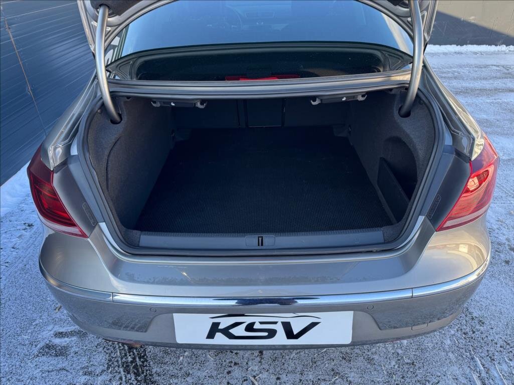 Volkswagen CC Sedan / Limuzína 2,0 l 155 kw