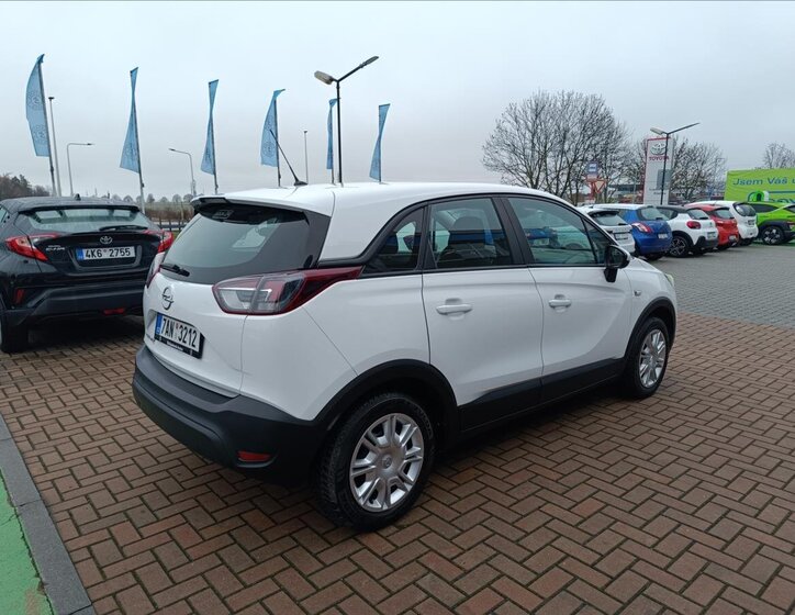 Opel Crossland X SUV 1,2 l 61 kw