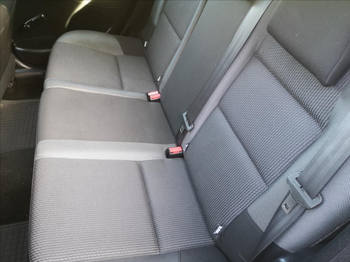 Peugeot 207 Hatchback 1,4 l 70 kw