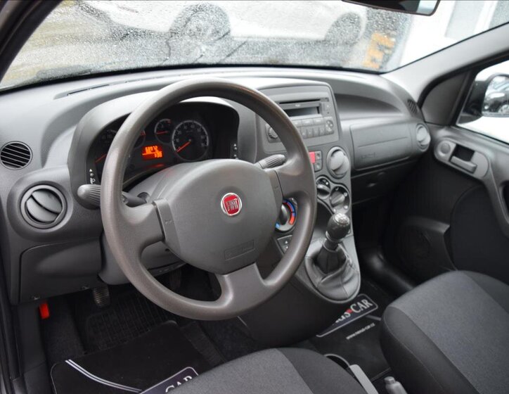 Fiat Panda Kombi 1,2 l 51 kw