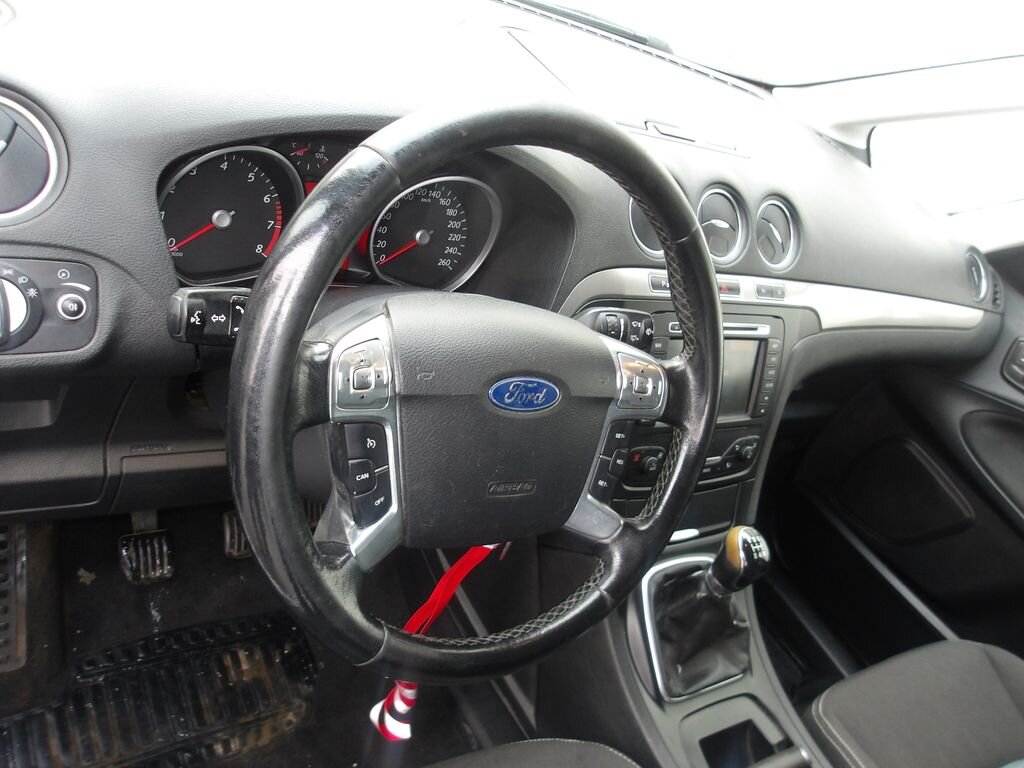 Ford Galaxy MPV 2,0 l 107 kw