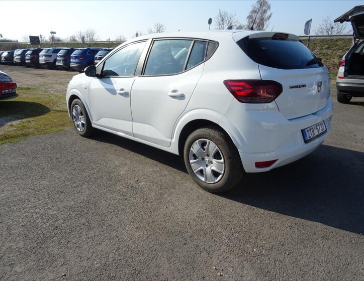 Dacia Sandero Hatchback 999,0 67 kw