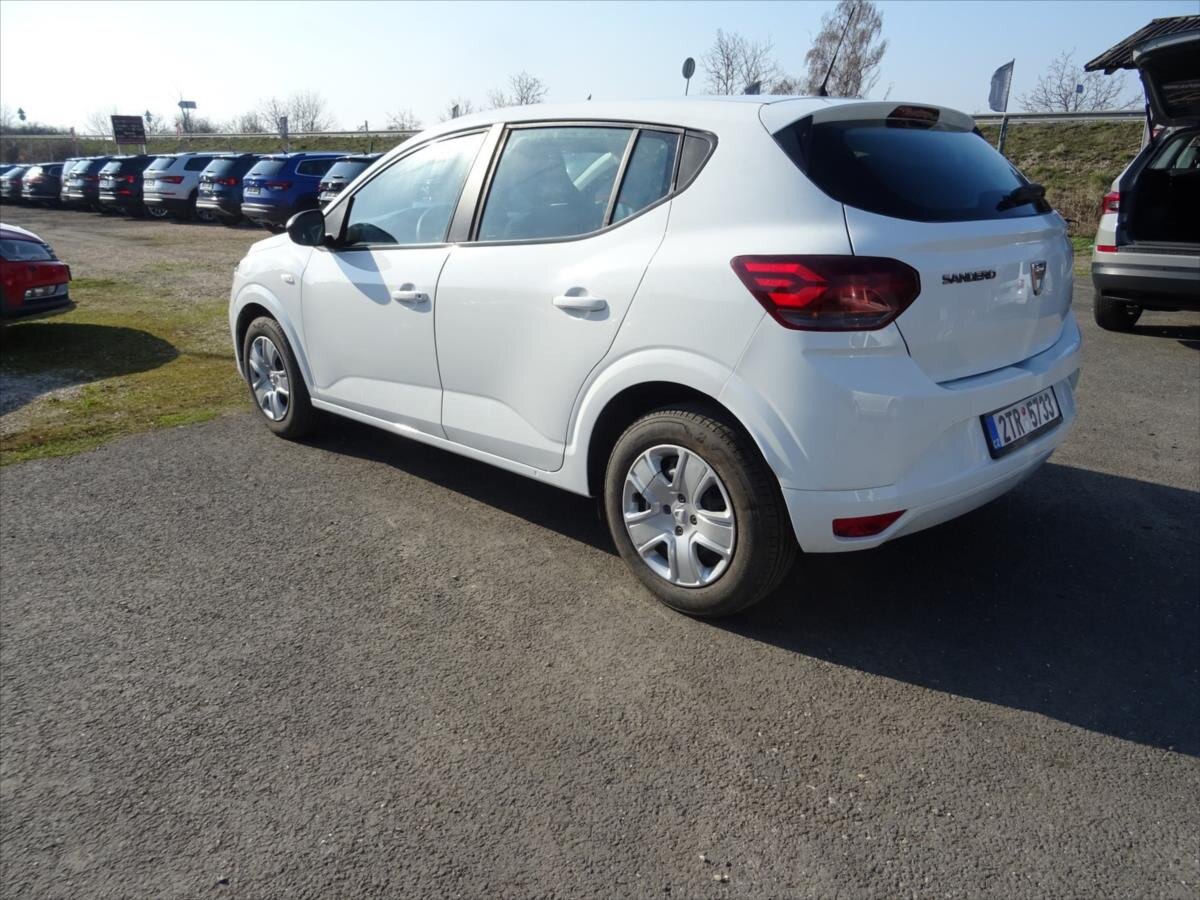 Dacia Sandero Hatchback 999,0 67 kw