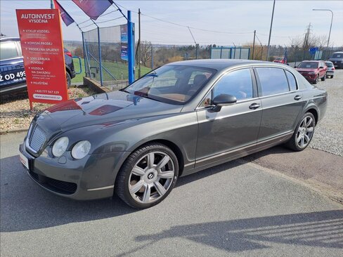 Bentley Continental Flying Spur Sedan / Limuzína 6,0 l 412 kw