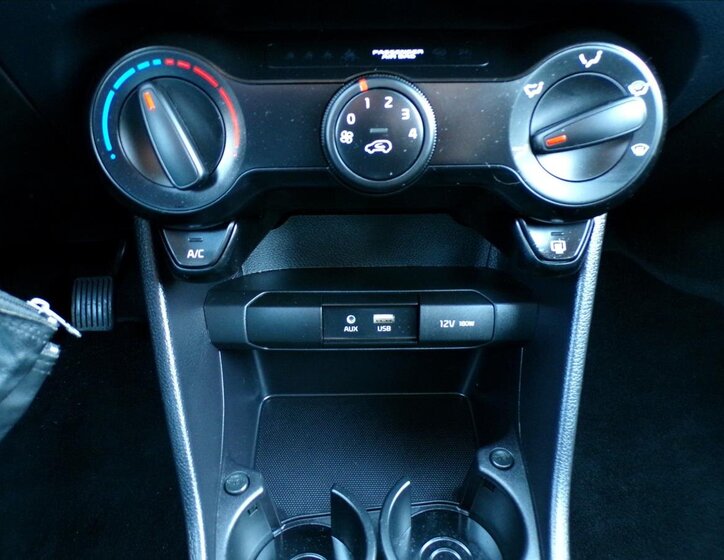 KIA Picanto Hatchback 998,0 49 kw