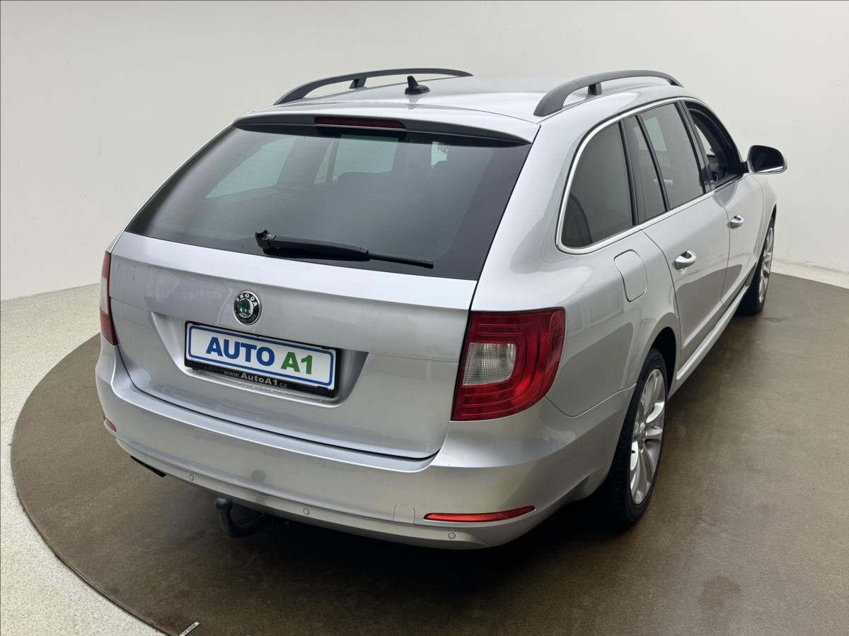 Škoda Superb Kombi 2,0 l 103 kw