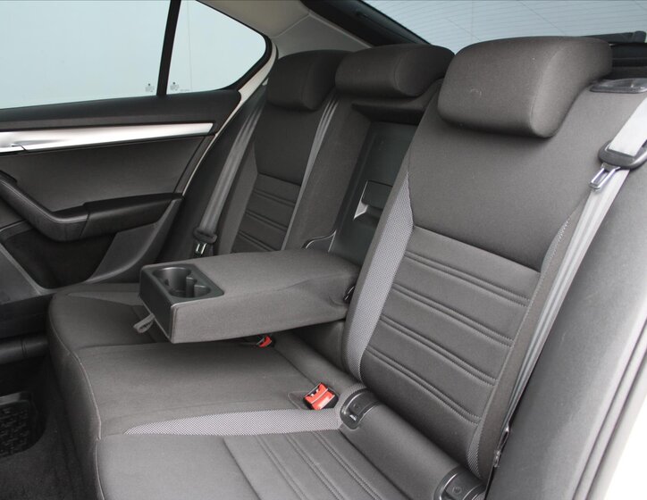 Škoda Octavia Liftback 1,6 l 85 kw