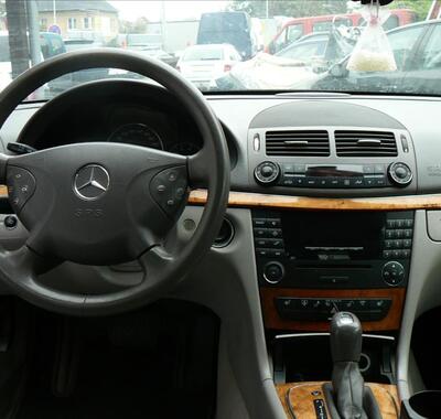 Mercedes-Benz Třídy E 9